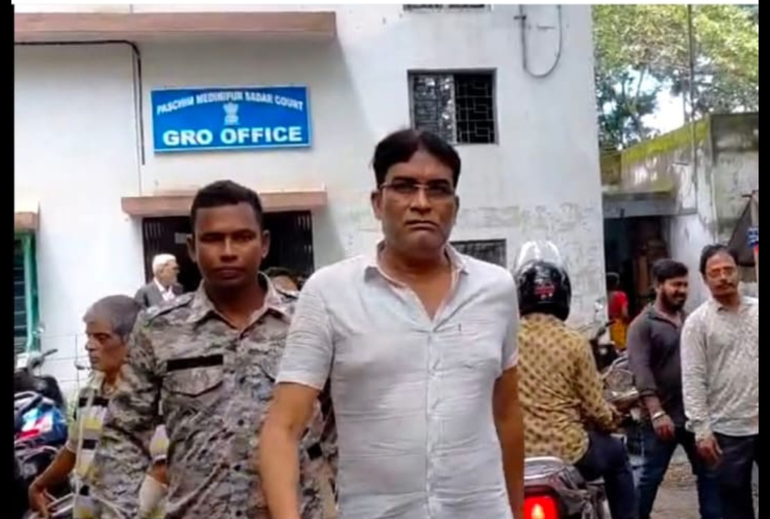 Screenshot_2025-08-18-21-28-57-613-edit_com.whatsapp