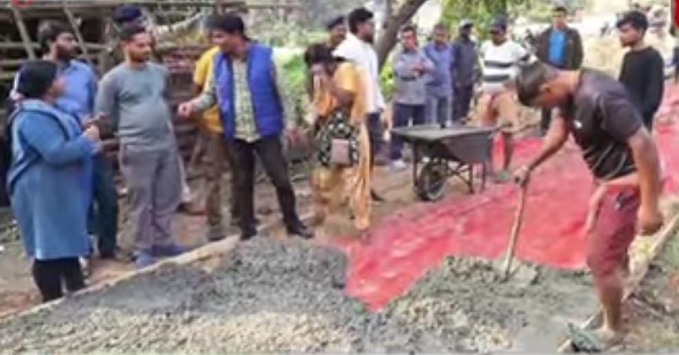 Screenshot_2025-12-19-13-59-53-826-edit_com.google.android.youtube